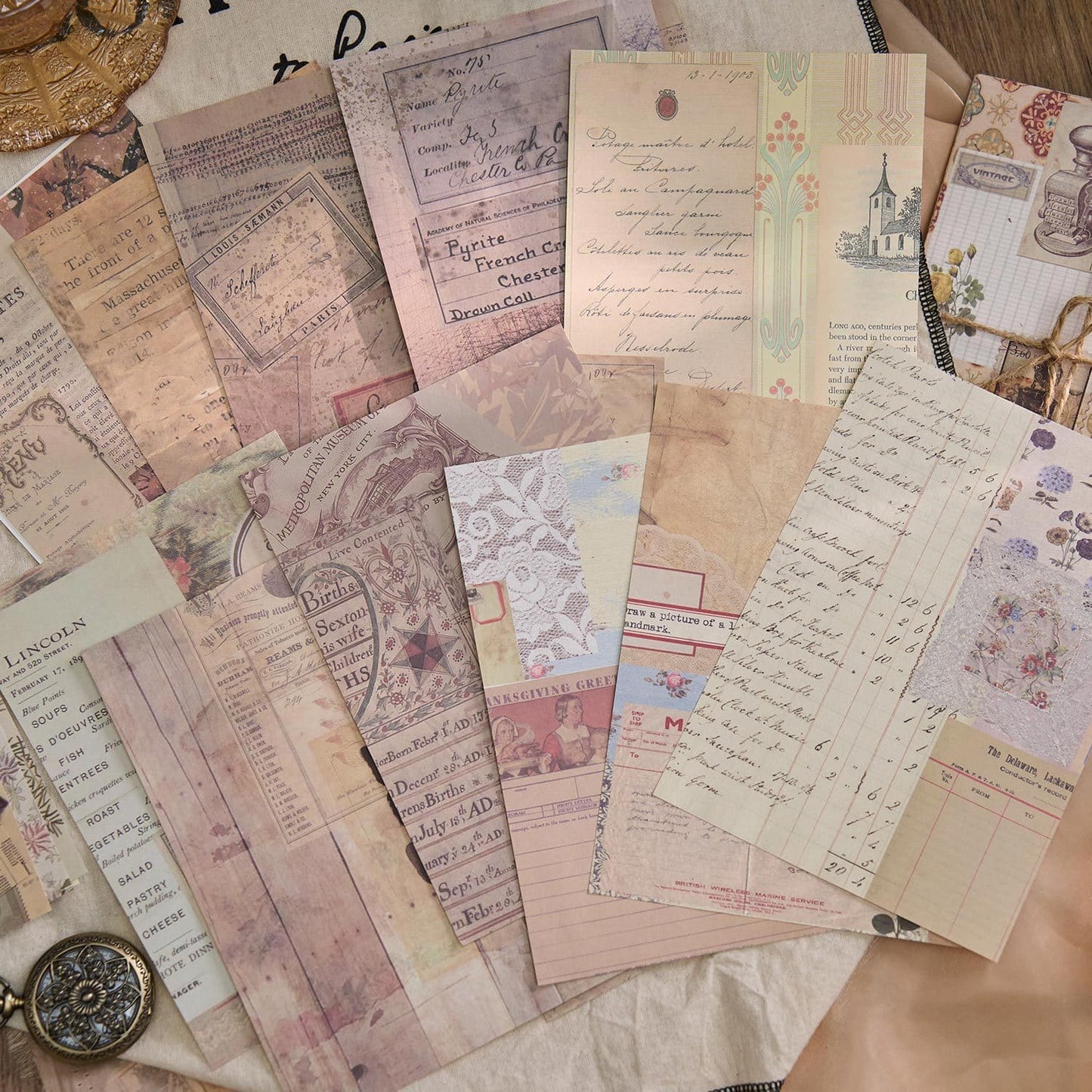 30PCS Retro Dream Series Scrapbook Paper