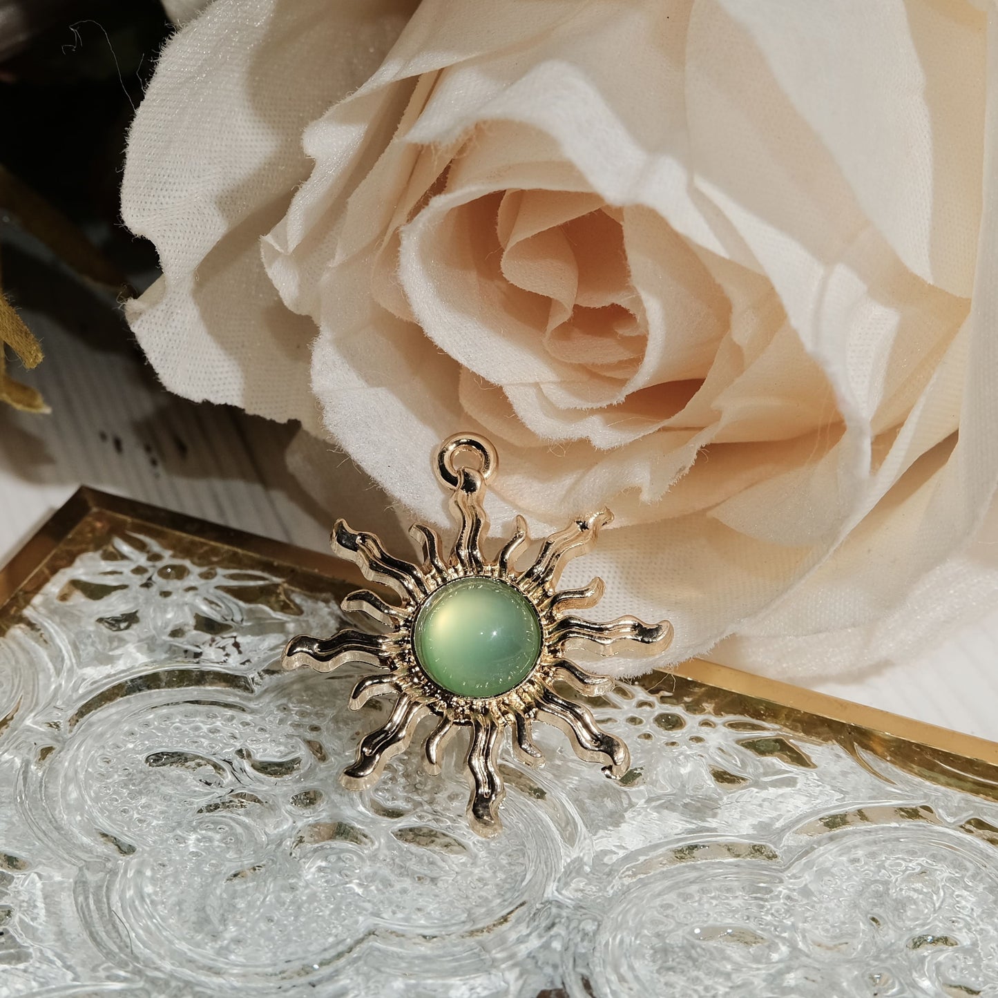 Junk Journal Baroque Sun Pendant Accessory