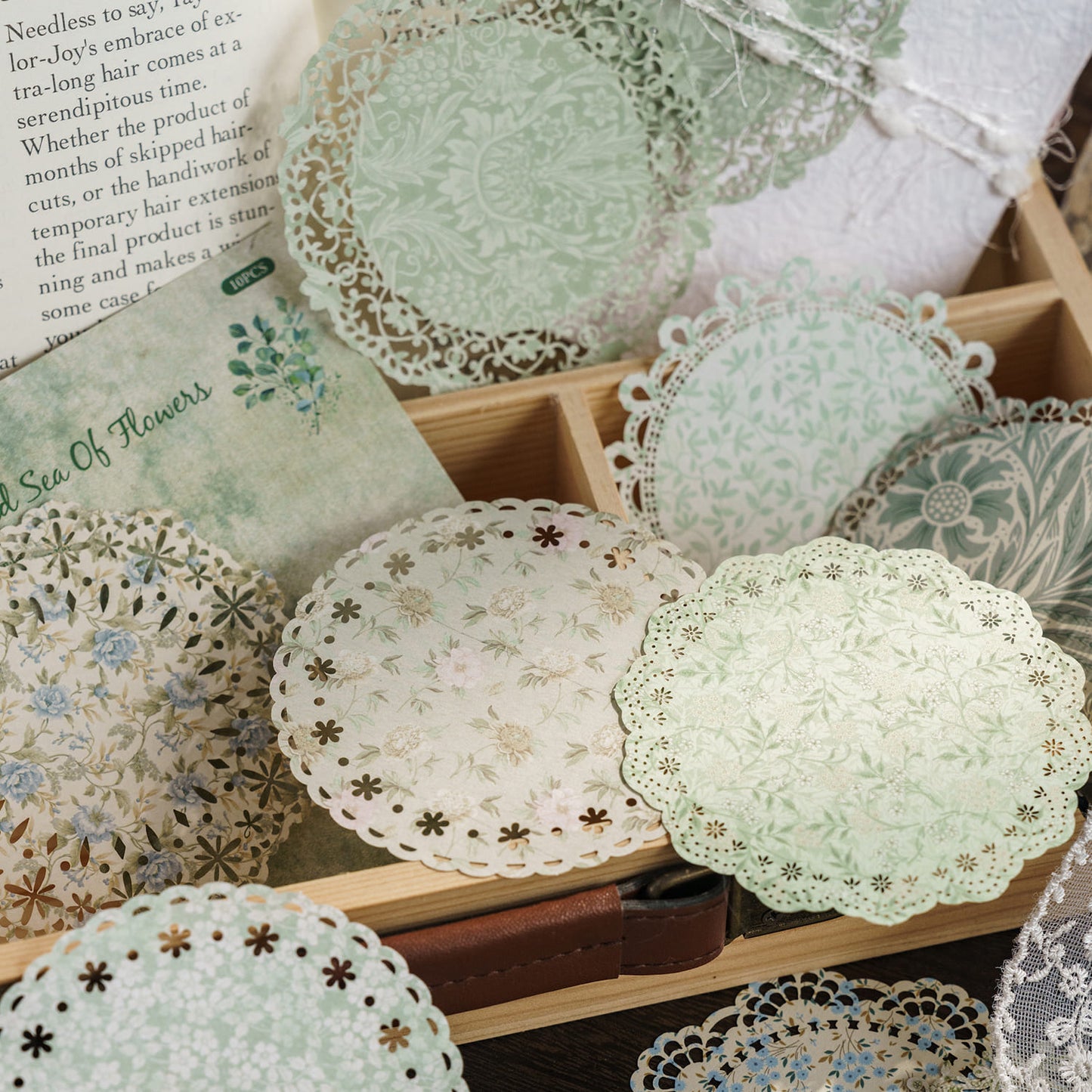 Hollow-Out Vintage Floral Paper