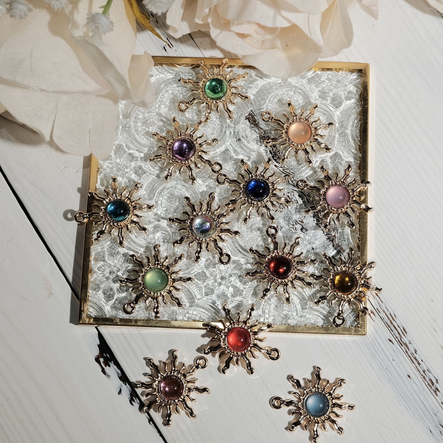 Junk Journal Baroque Sun Pendant Accessory