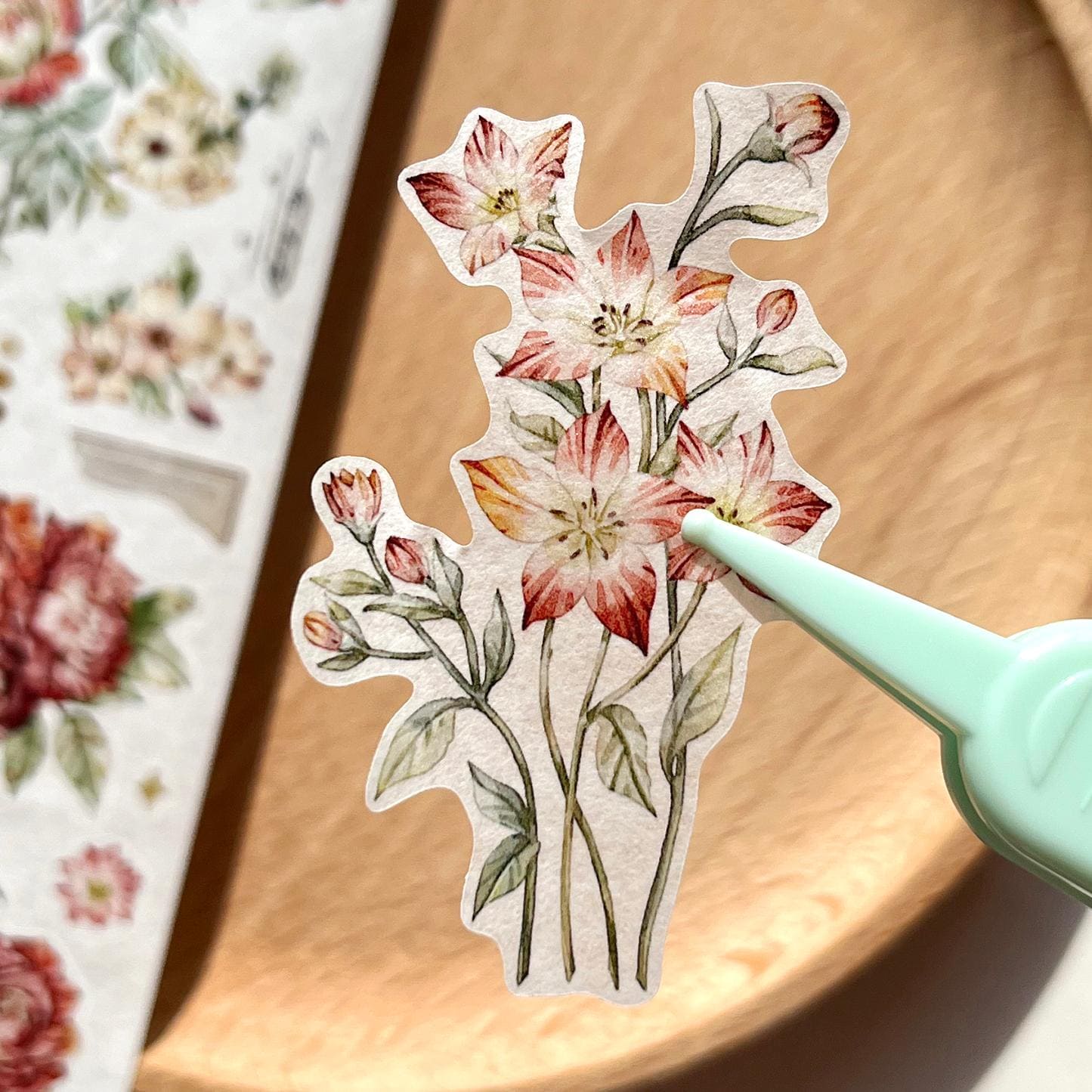 6cm*5m Die-Cut Red Flower Tape